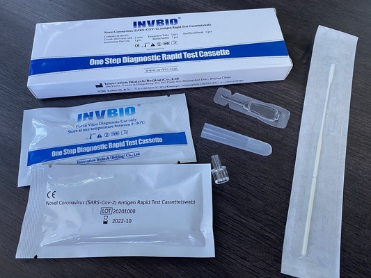 Ответ набора теста антигена Covid профессионалов здравоохранения быстрый для перемещения