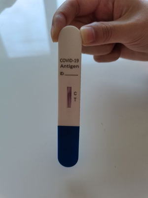 Кассета теста антигена Covid 19 Coronavirus Rtk быстрые и тест леденца на палочке слюны